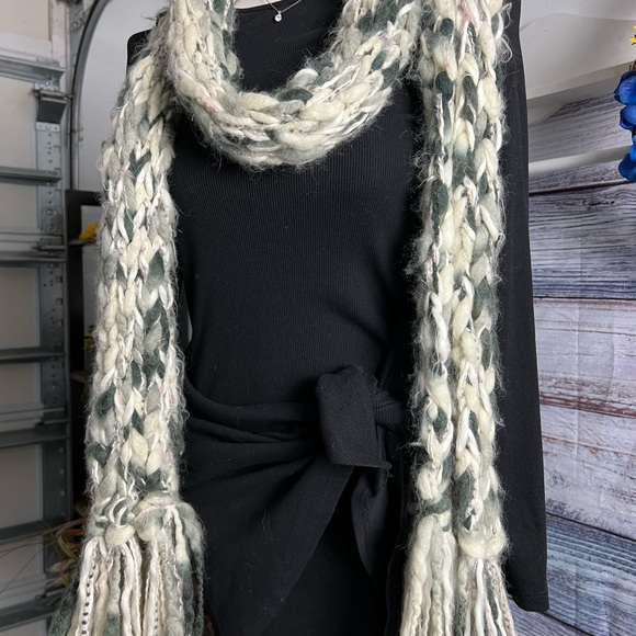 Lucky Brand Wool Extra long and chunky scarf - Picture 6 of 10